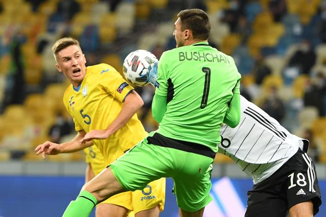 范迪克：取代克洛普非常艰巨但斯洛特干得很好